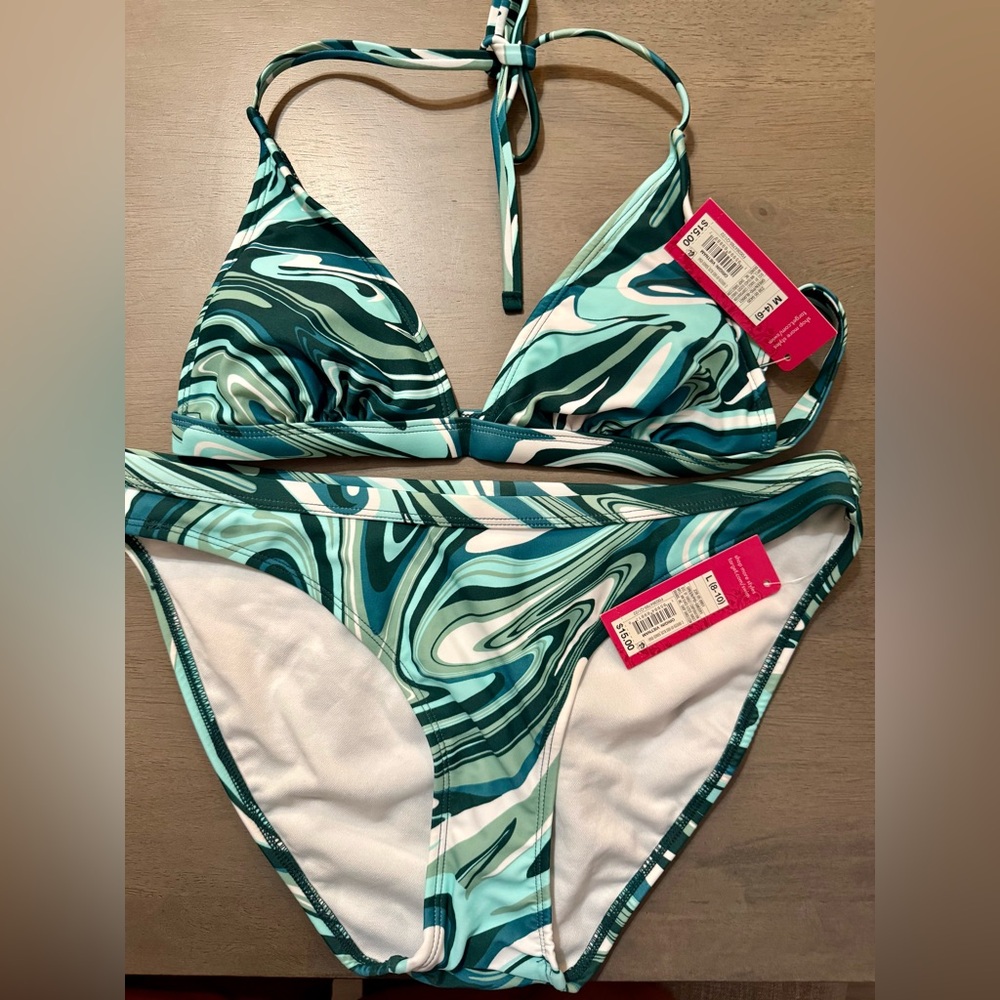 NWT Xhilaration Two-Piece Swimsuit – Size M Top / L Bottom